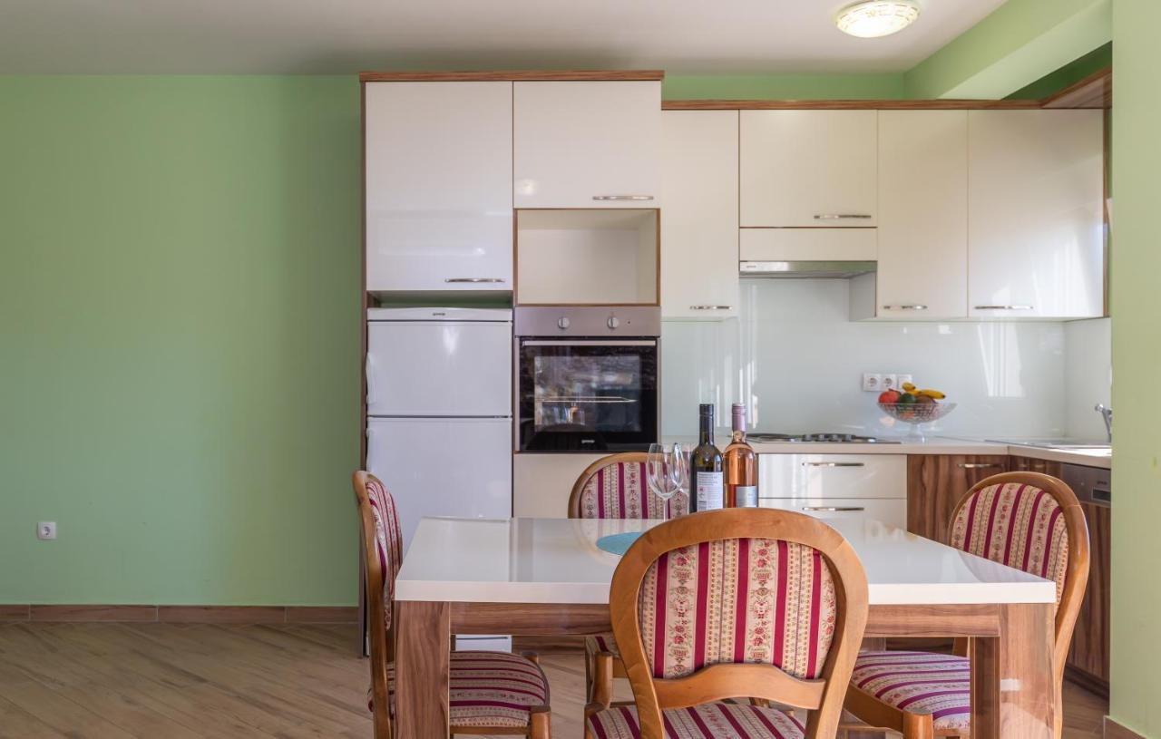 Andela 1 Apartment Makarska Exterior photo